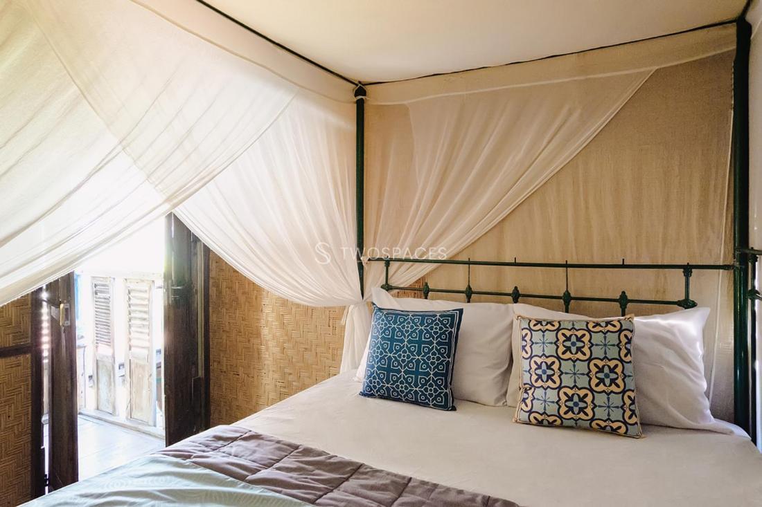 Kayu Beach Villa By Twospaces, Nusa Dua Beach エクステリア 写真